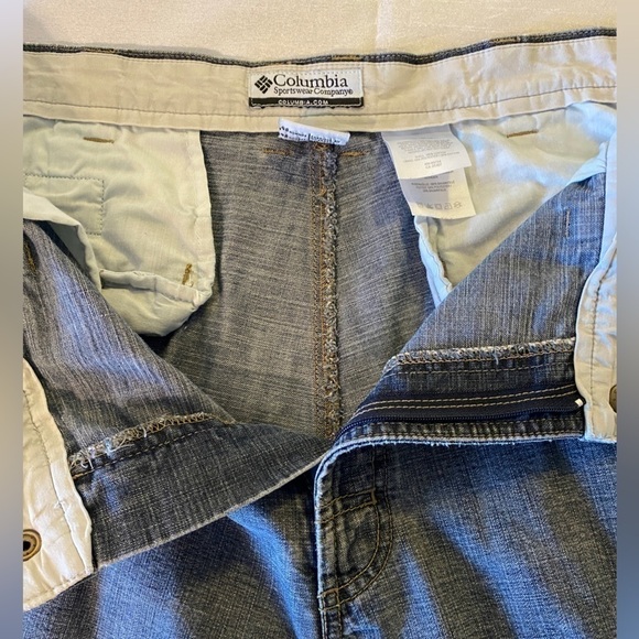 Columbia  Cargo Shorts Medium Wash Hiking Denim Mens 38 - Picture 12 of 15